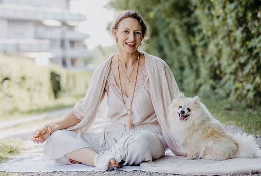 3 TAGE | Yoga Retreat mit Heidi Adler, Bad Hofgastein, Österreich 3 TAGE | Yoga Retreat mit Heidi Adler, Bad Hofgastein, Österreich