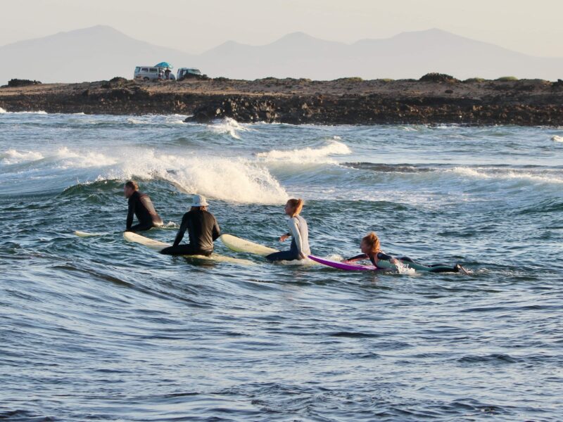 8 Tage Conscious Surf & Yoga Retreat - Transformative Auszeit in Fuerteventura